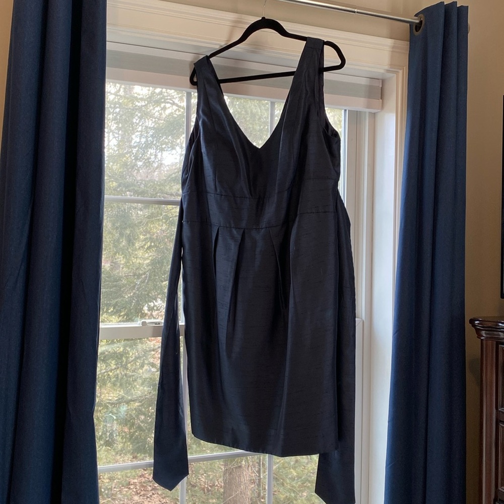 Jenny Yoo Blue Cocktail Dress. Size 24 with cups sewn in.